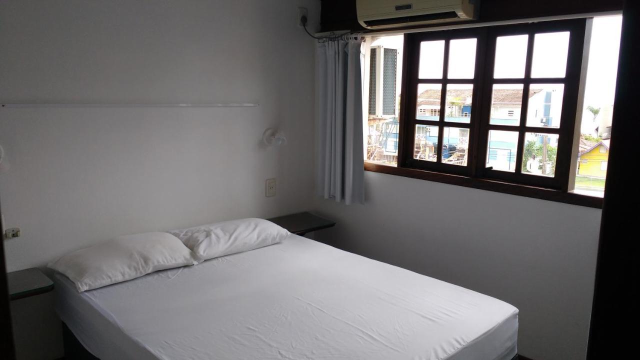Apartamentos Morada Aquitania Bombinhas Exterior photo